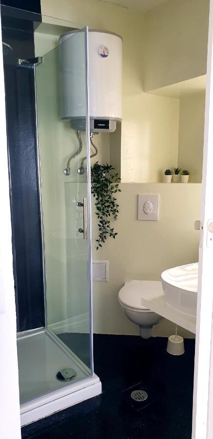 Apartments And Room Vela 센 외부 사진